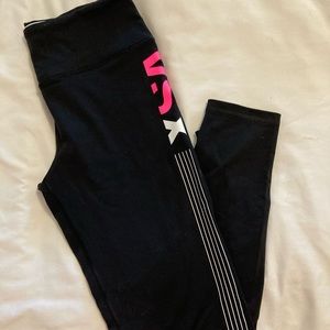 Victoria’s Secret VSX Sport Leggings L